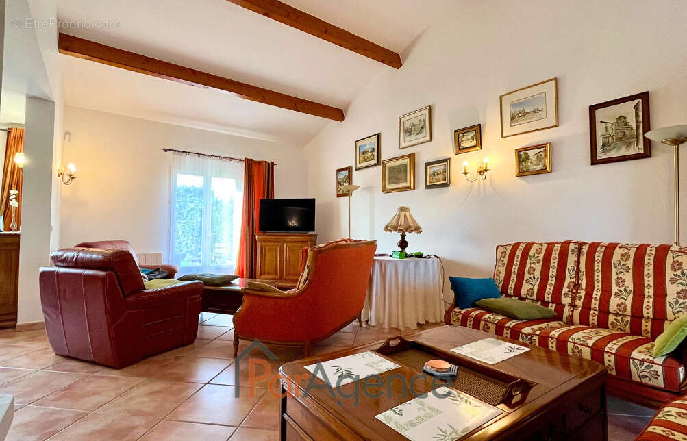 Maison à VAUX-SUR-MER