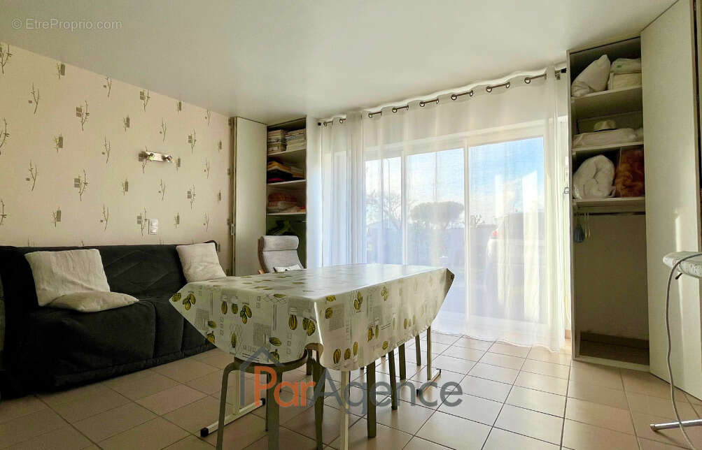 Maison à VAUX-SUR-MER