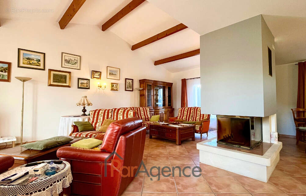 Maison à VAUX-SUR-MER