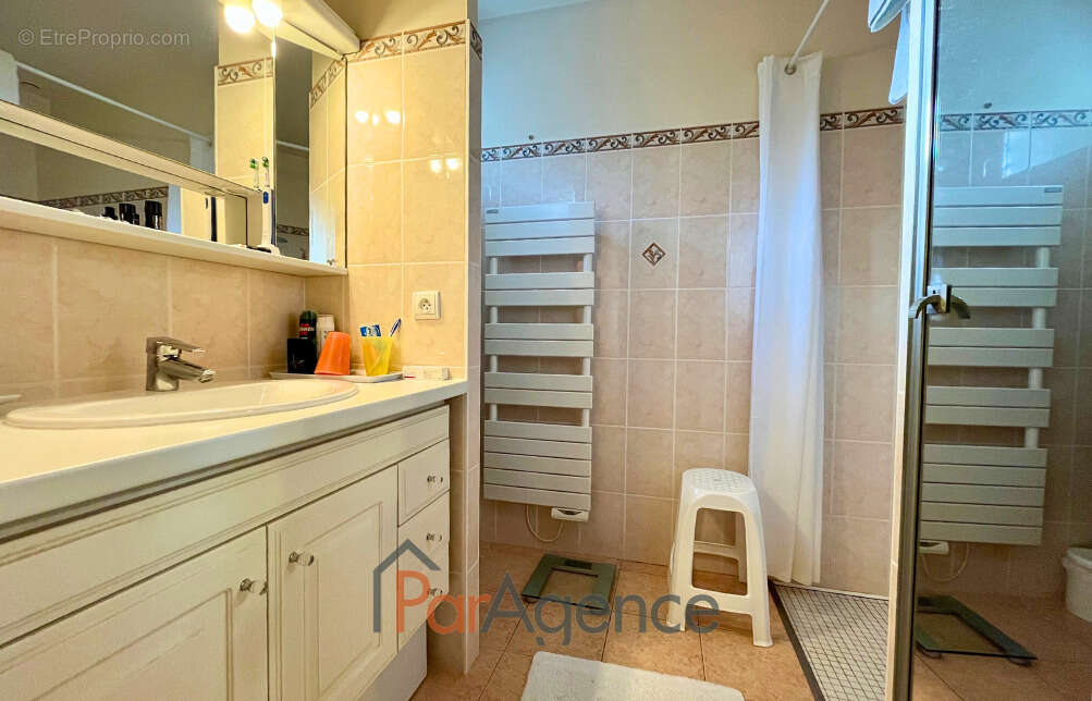 Maison à VAUX-SUR-MER