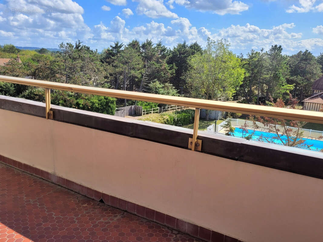 Appartement à VARAVILLE