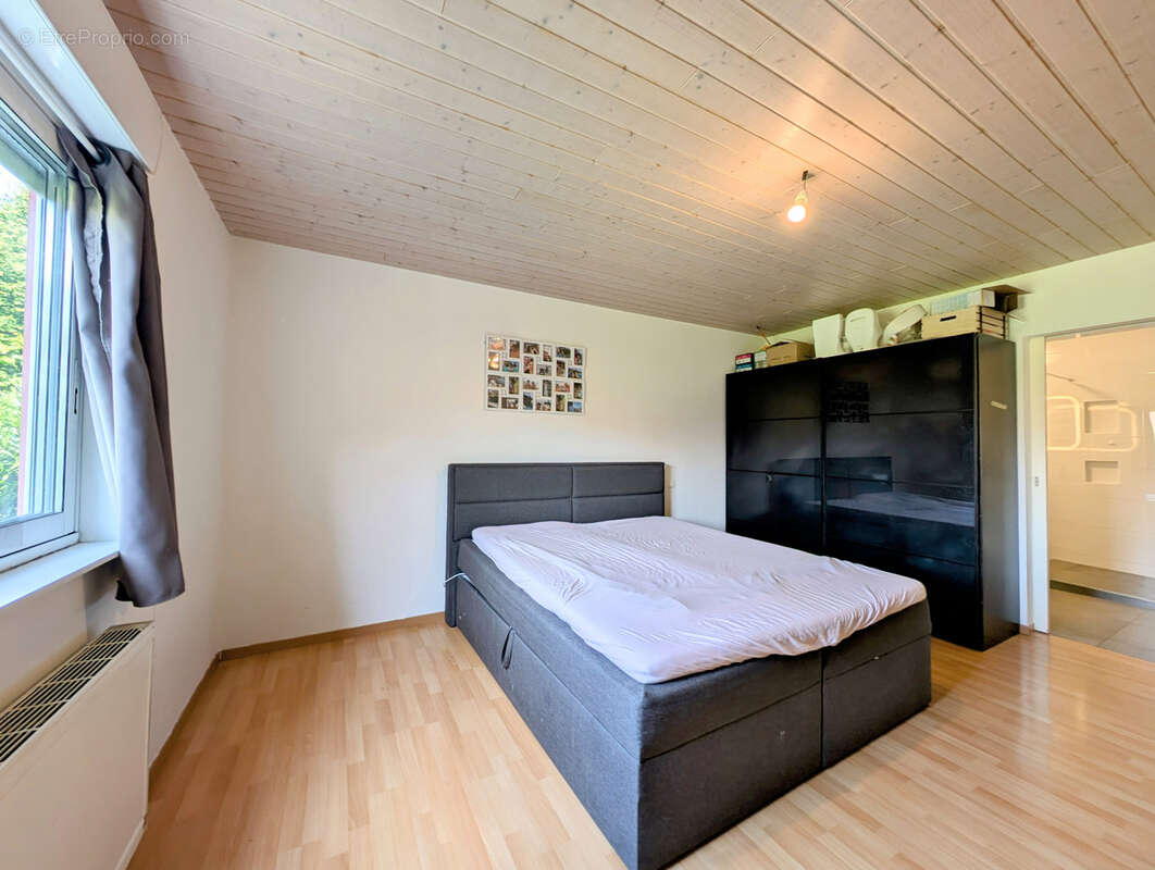 Maison à PREVESSIN-MOENS