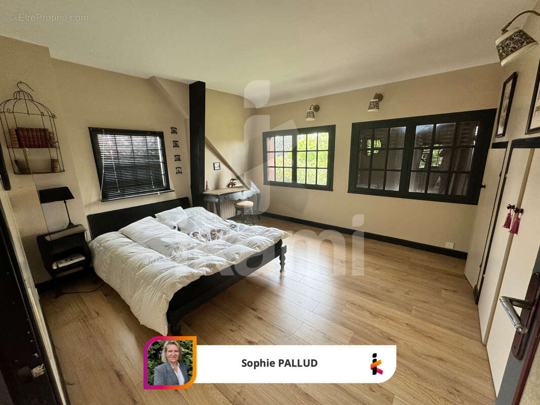 Maison à AULNAY-SOUS-BOIS