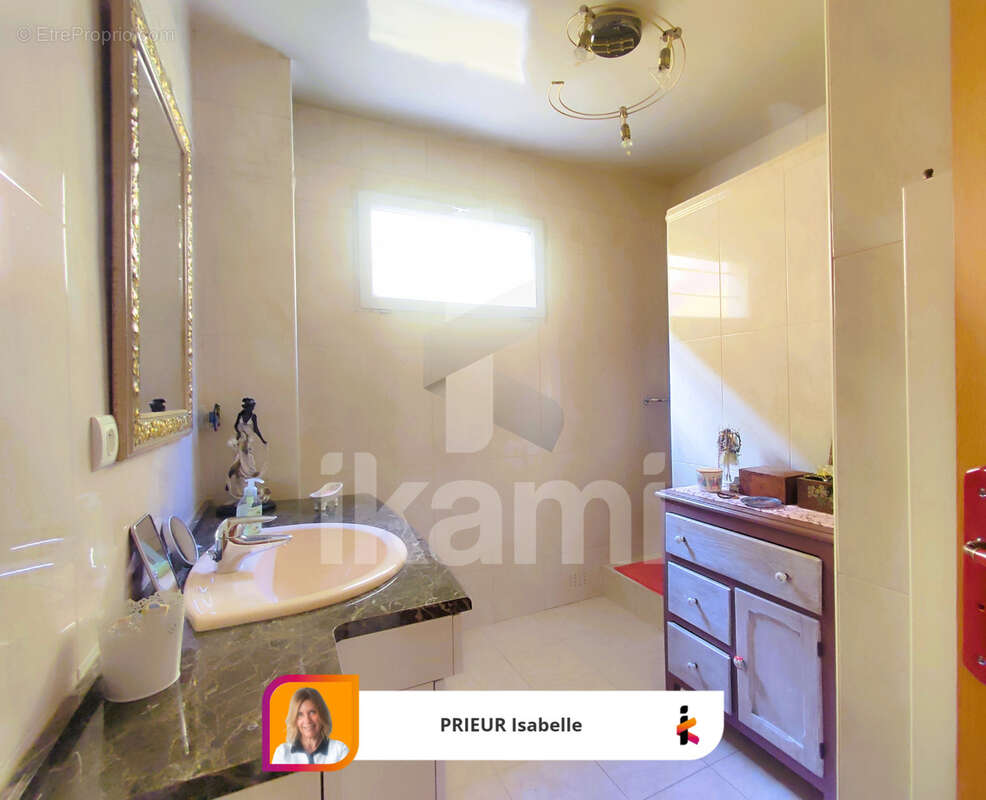 Maison à AULNAY-SOUS-BOIS