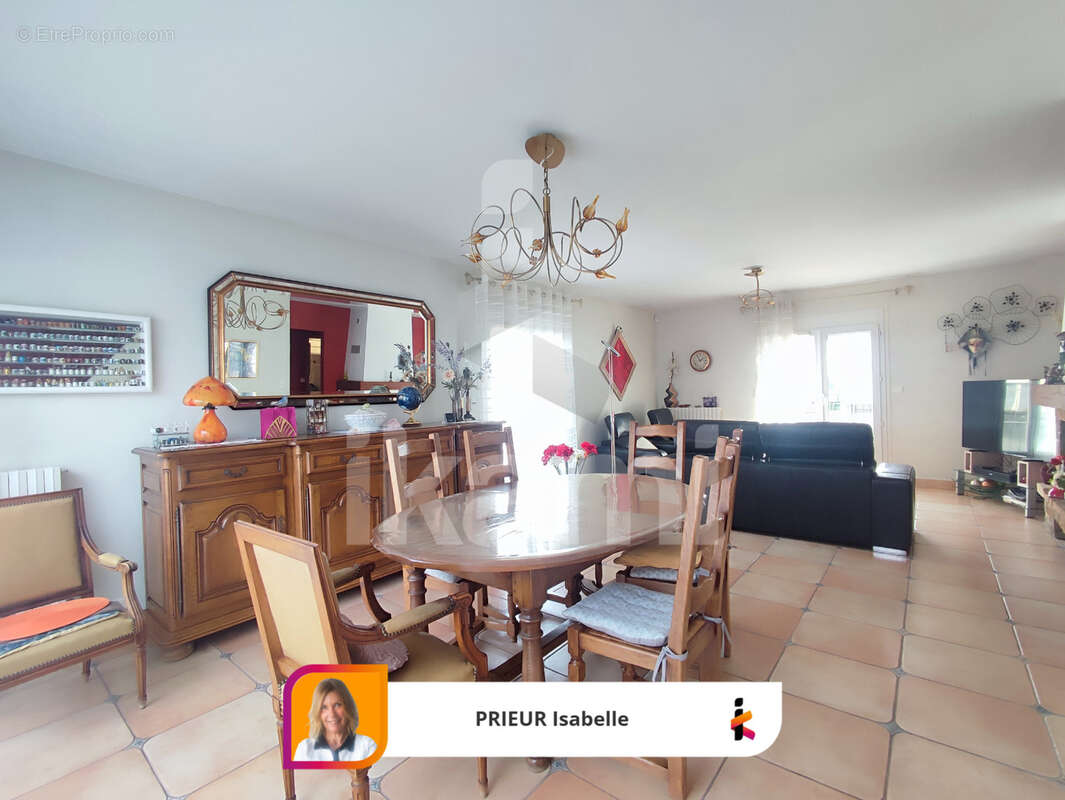 Maison à AULNAY-SOUS-BOIS