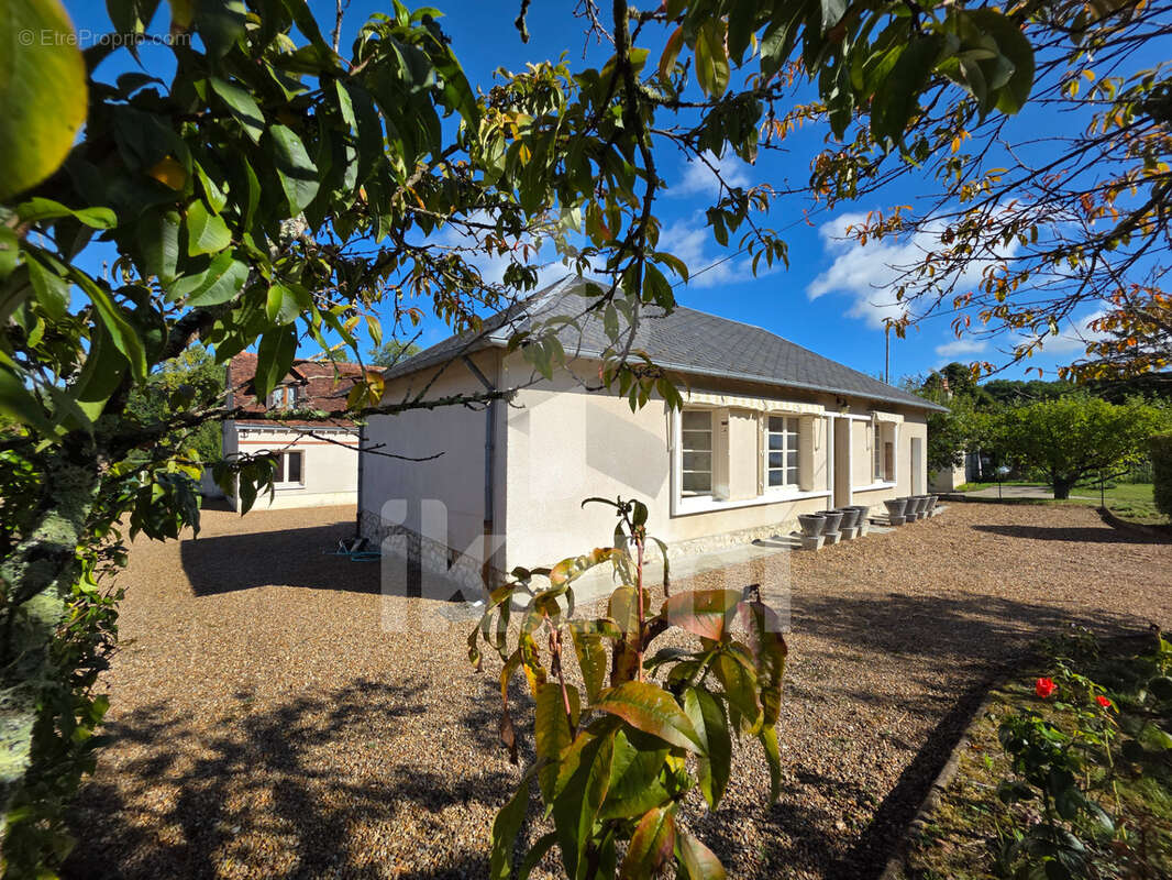 Maison à MONTHOU-SUR-CHER