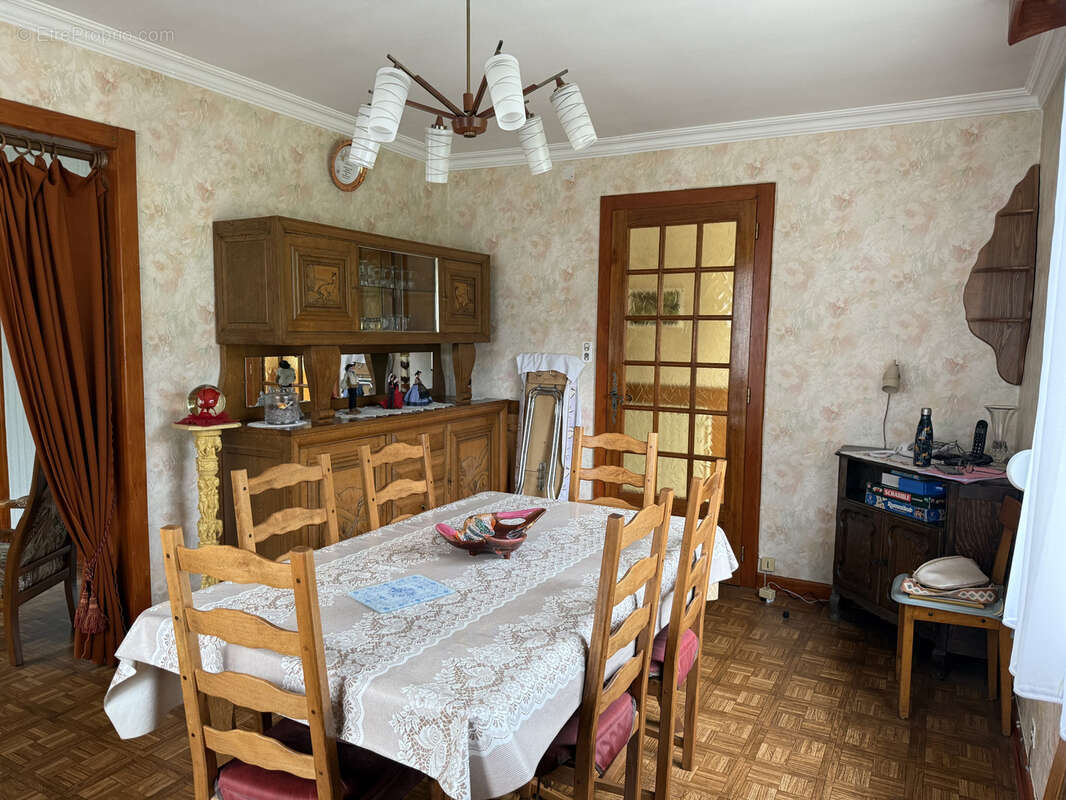 Maison à LE SYNDICAT