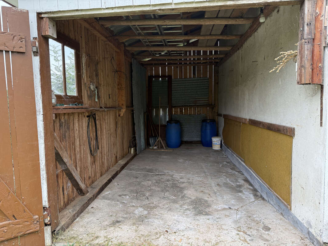 Maison à LE SYNDICAT