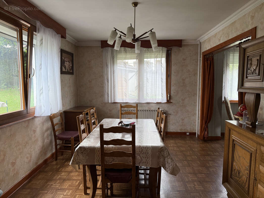 Maison à LE SYNDICAT