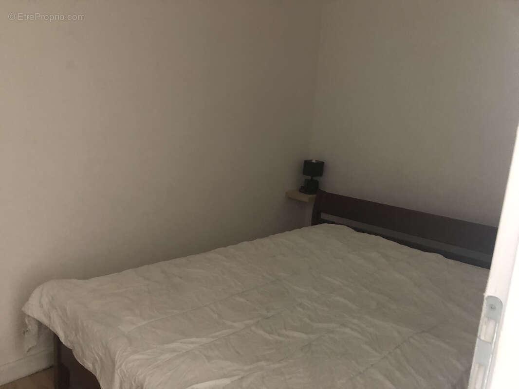 Appartement à COTIGNAC