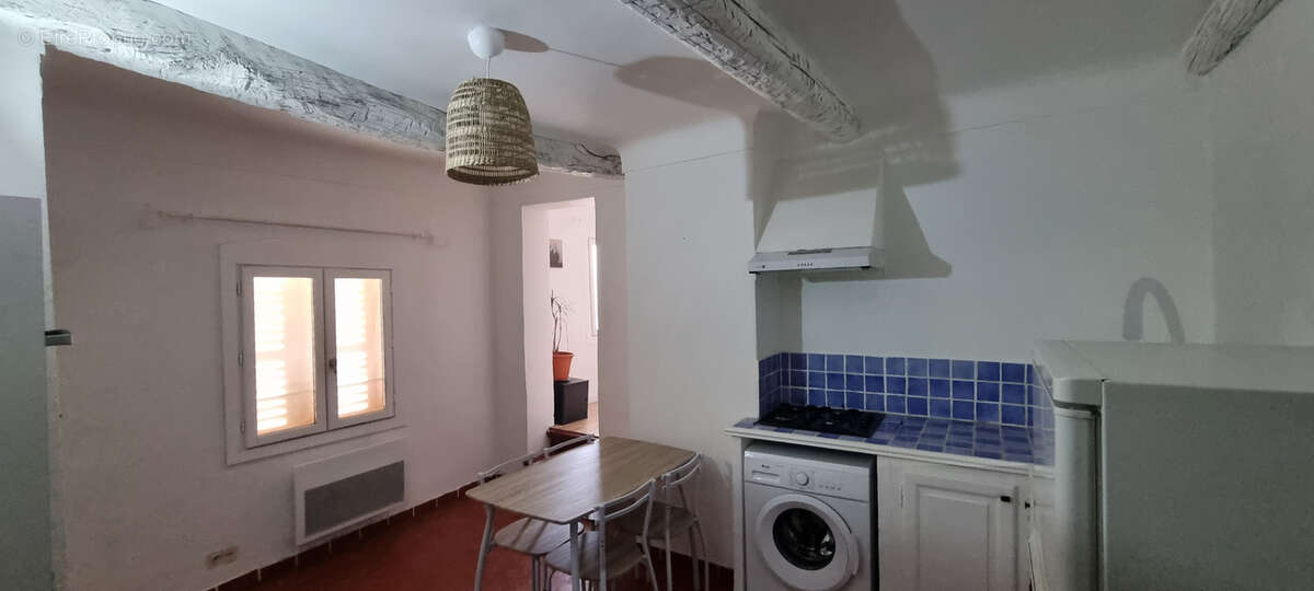 Appartement à COTIGNAC