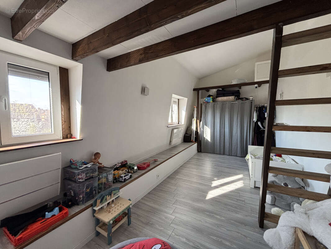 Maison à SARTROUVILLE