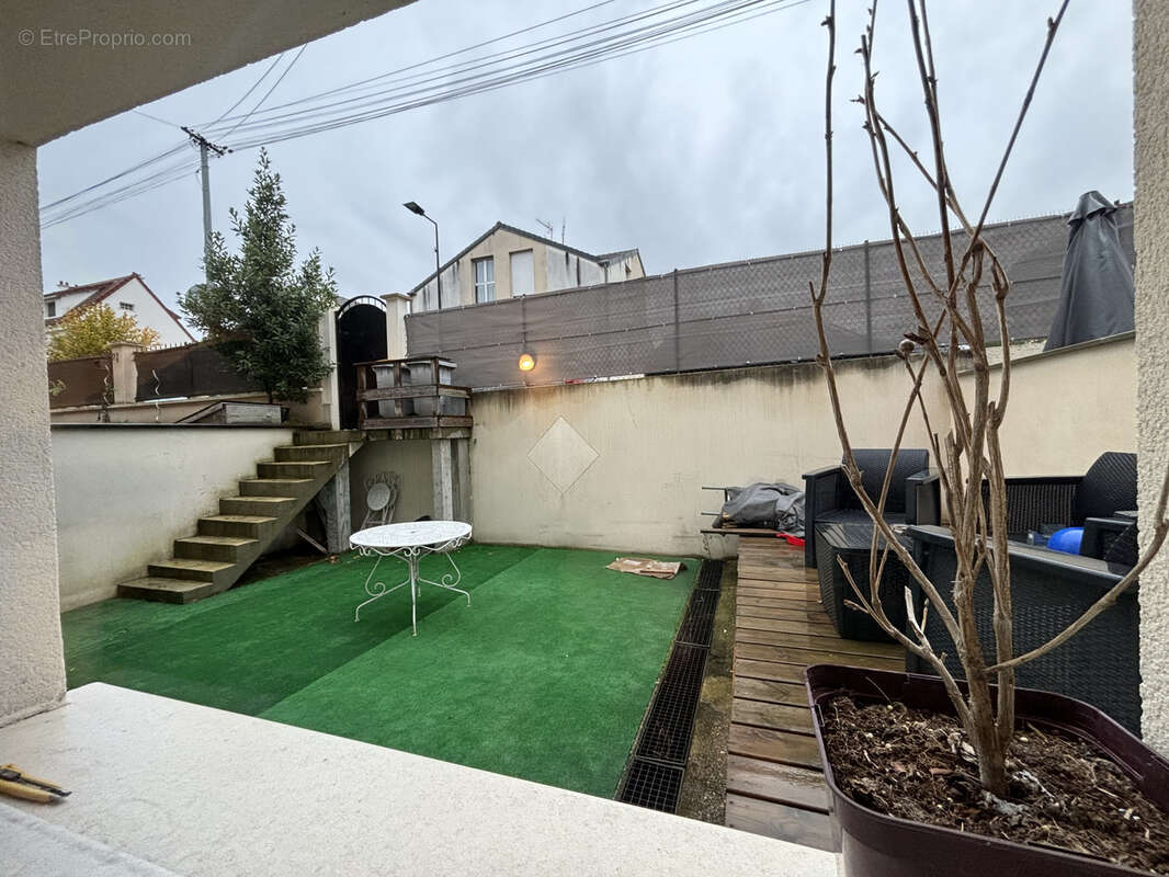 Maison à SARTROUVILLE