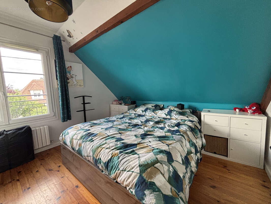 Maison à SARTROUVILLE