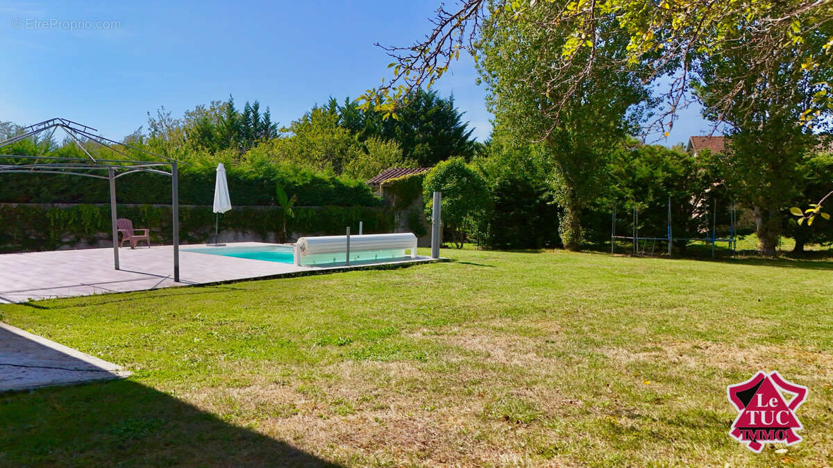 Maison à PENNE-D&#039;AGENAIS