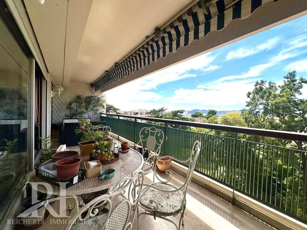 Appartement à CANNES