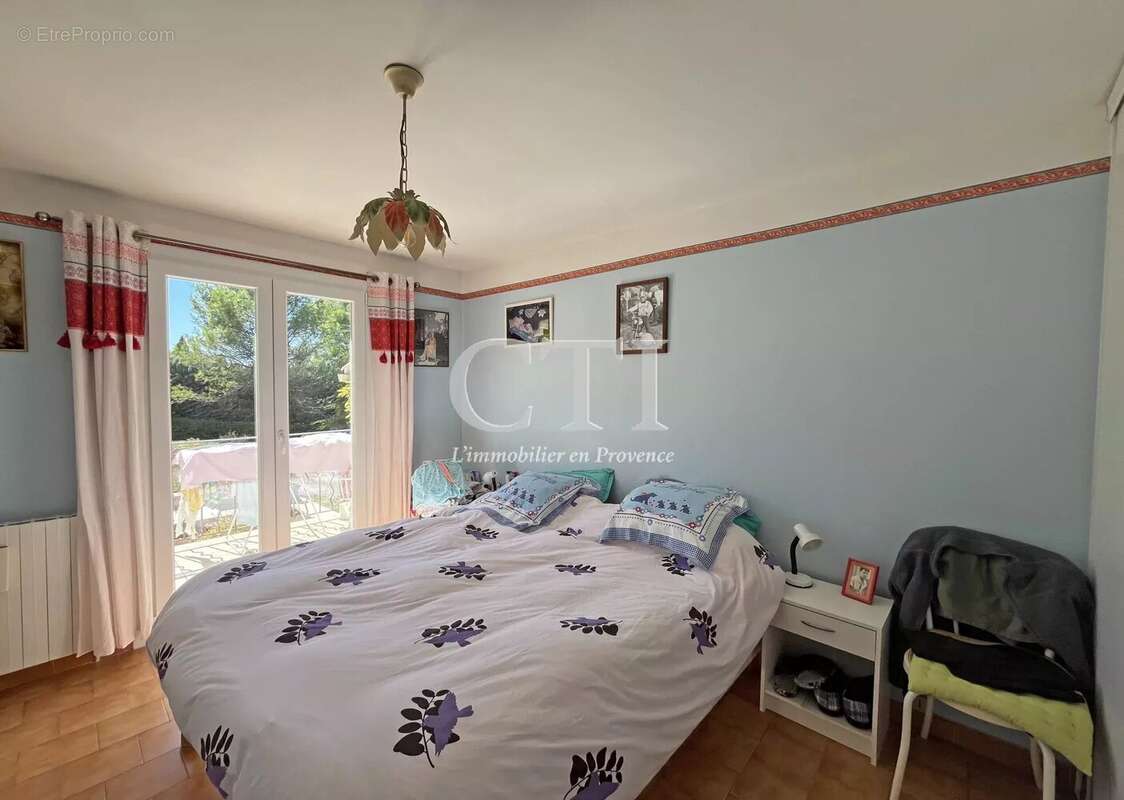 Maison à VAISON-LA-ROMAINE