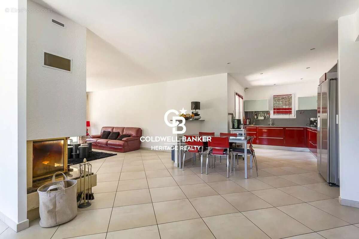 Maison à FRANCHEVILLE