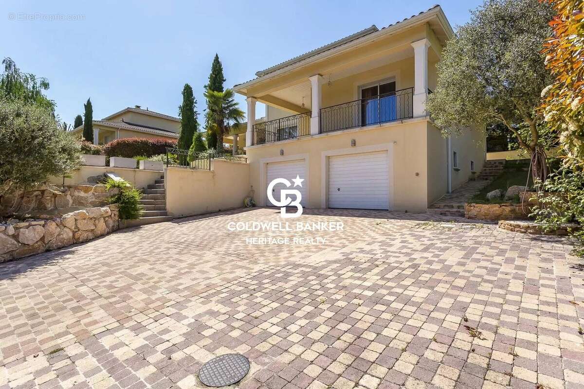 Maison à FRANCHEVILLE