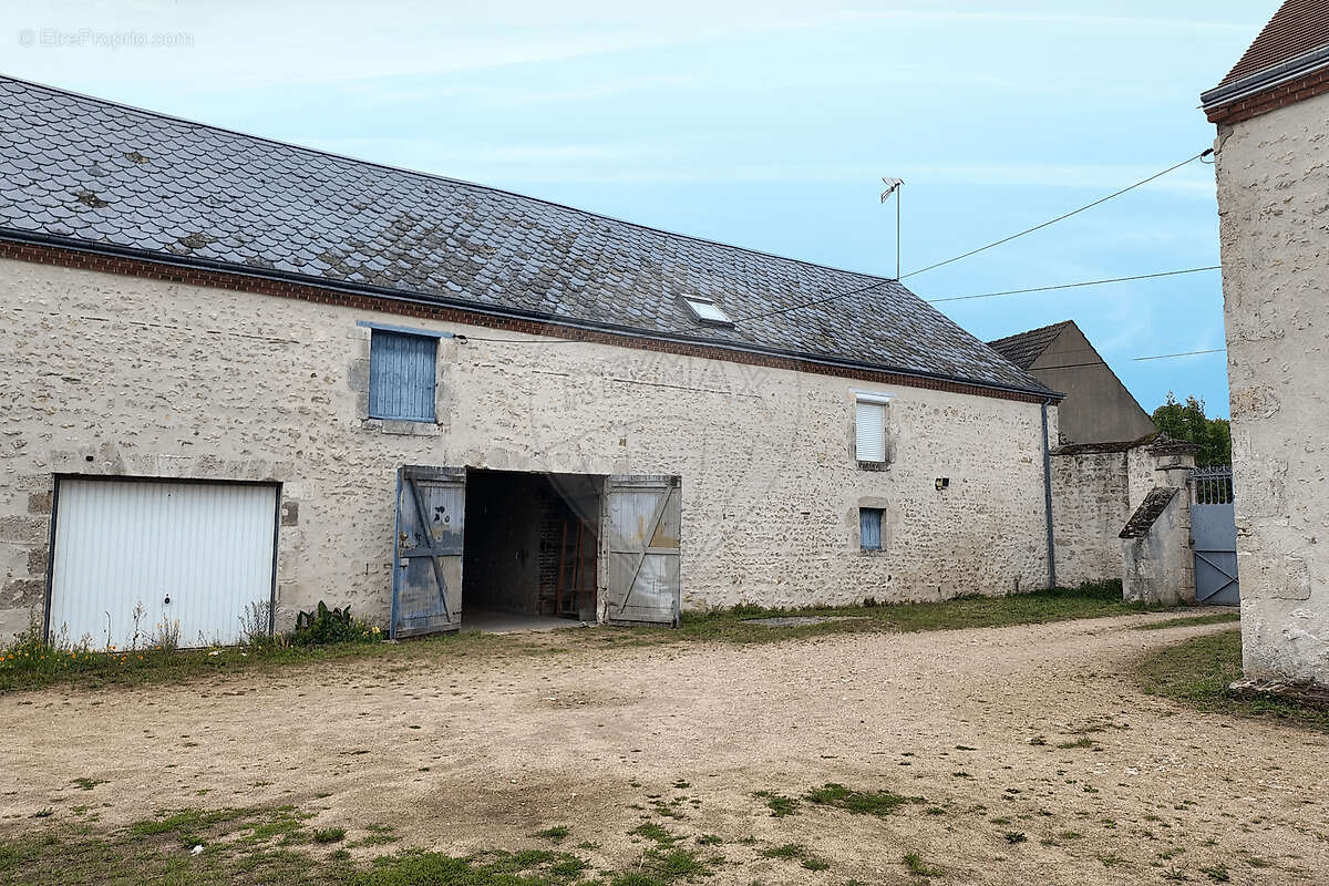 Maison à MAREAU-AUX-PRES