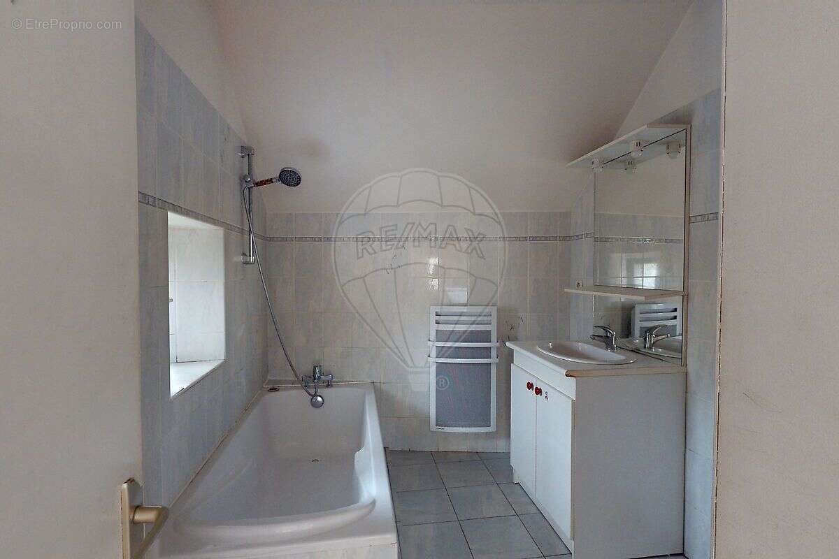 Maison à MAREAU-AUX-PRES