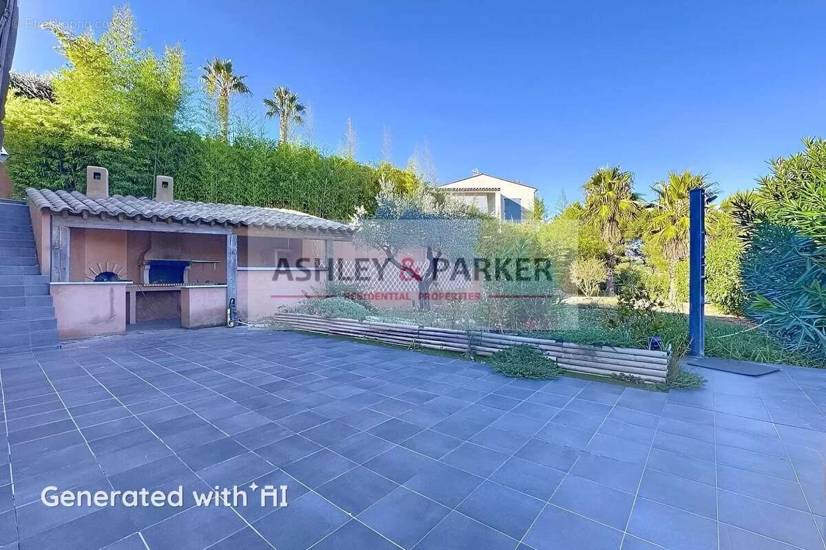 Maison à CAGNES-SUR-MER