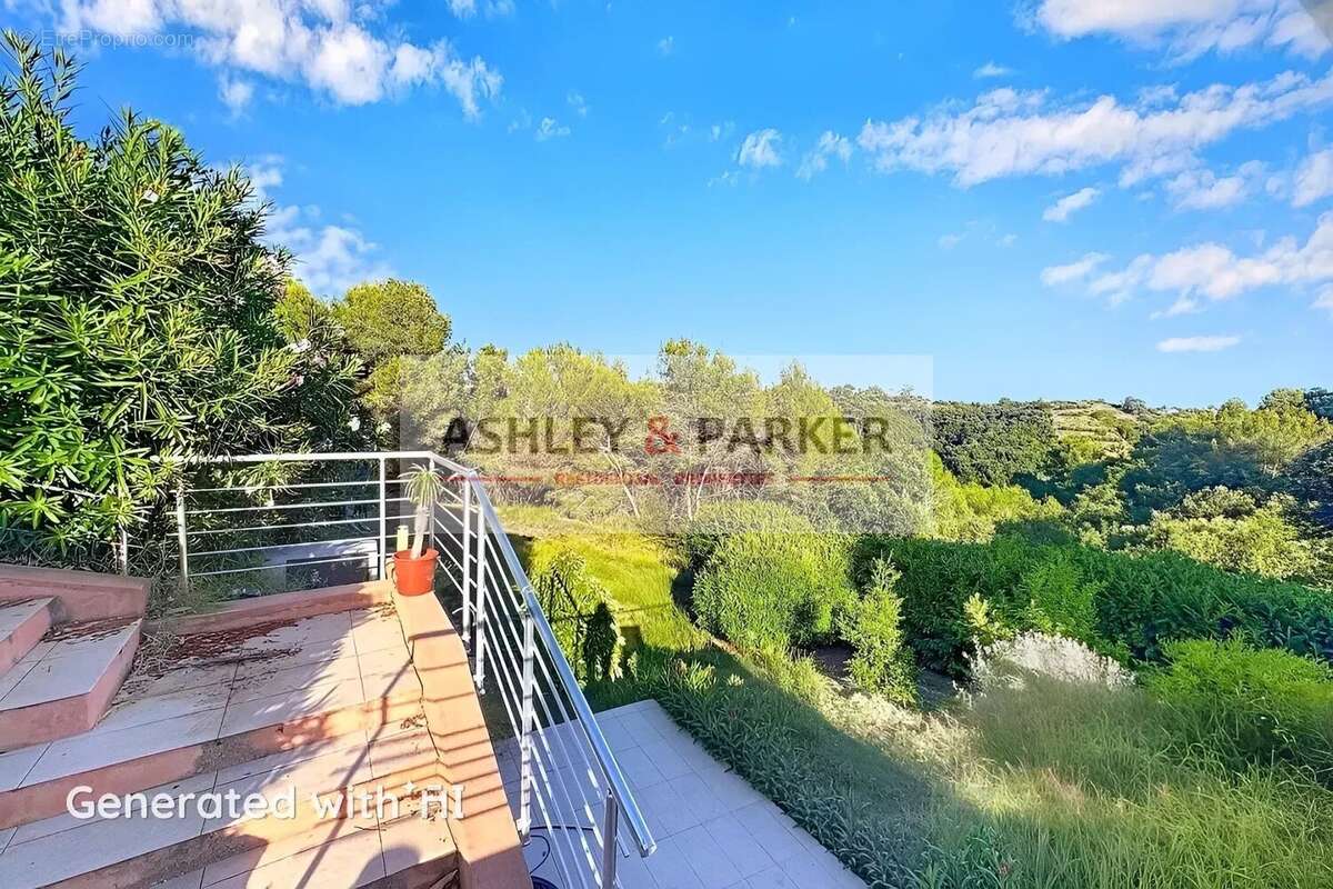 Maison à CAGNES-SUR-MER