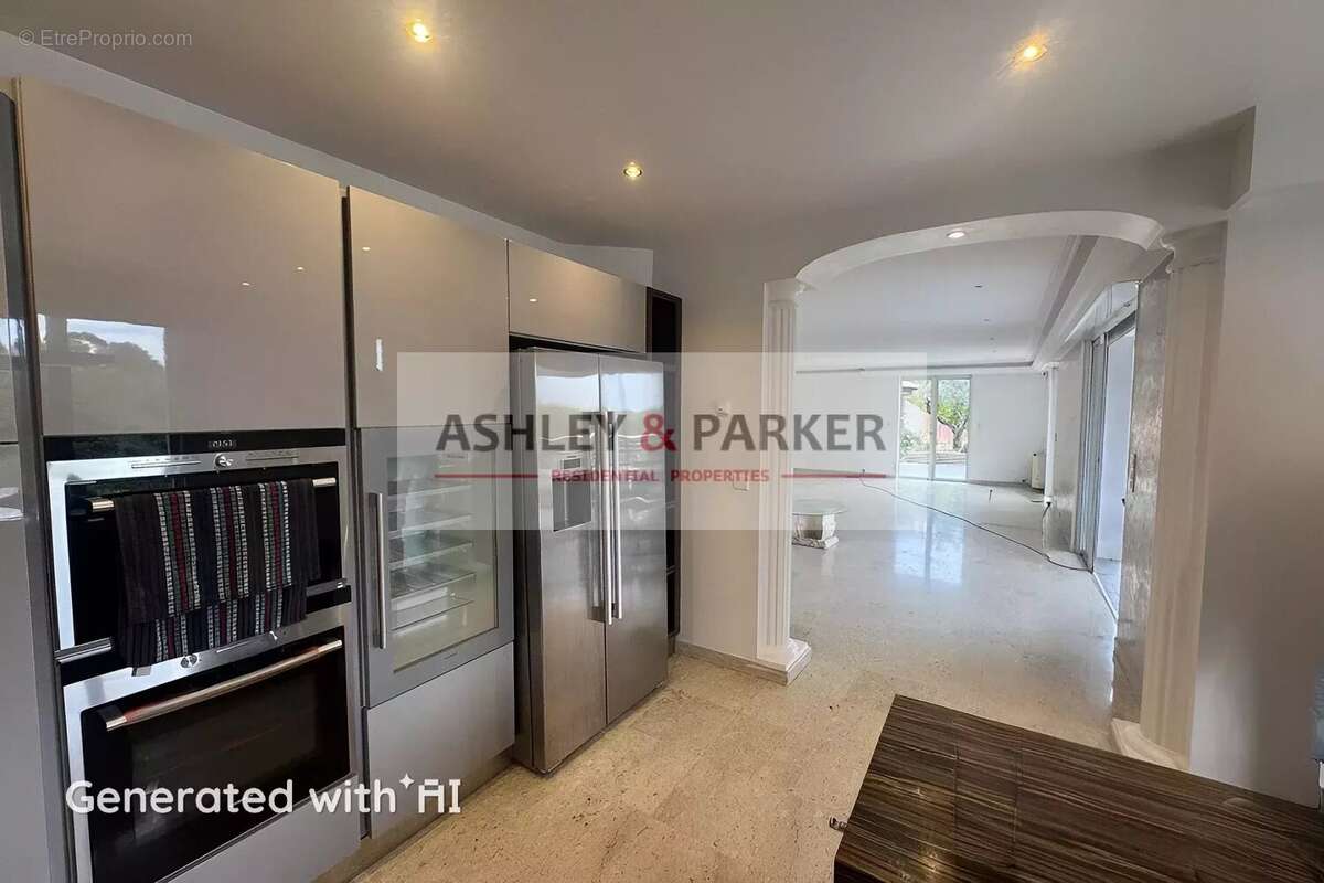 Maison à CAGNES-SUR-MER