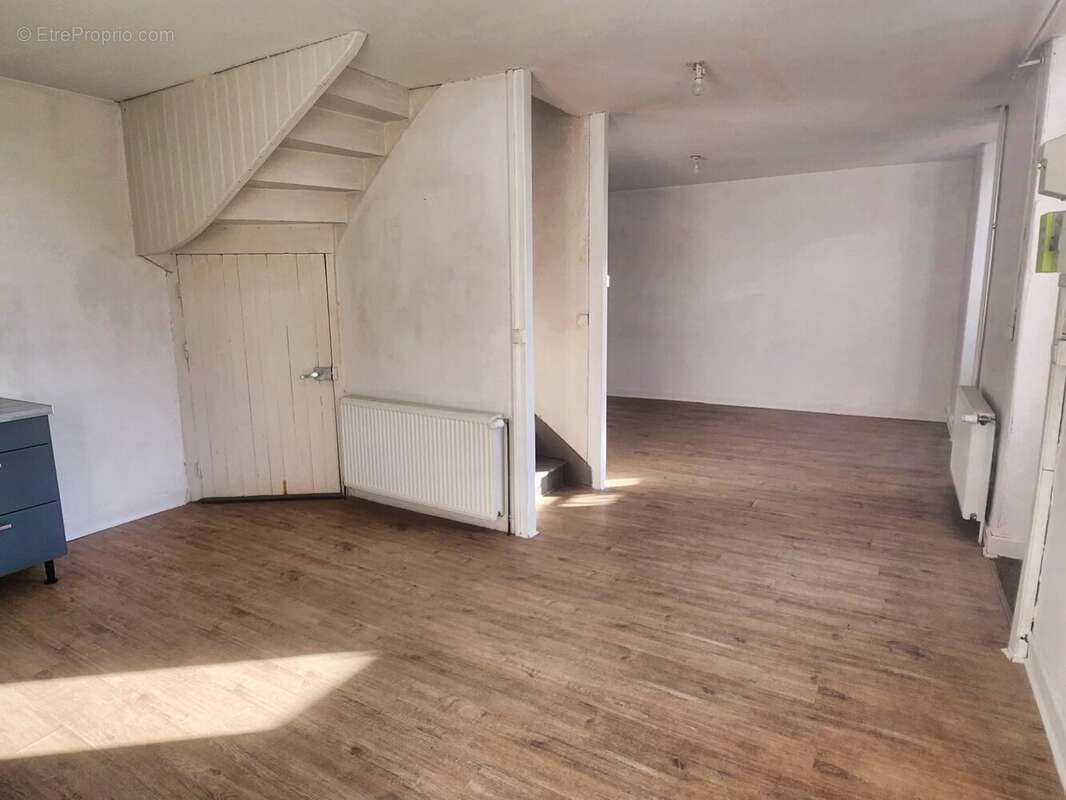 Maison à CARHAIX-PLOUGUER