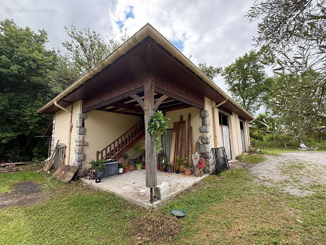 Maison à BENESSE-MAREMNE