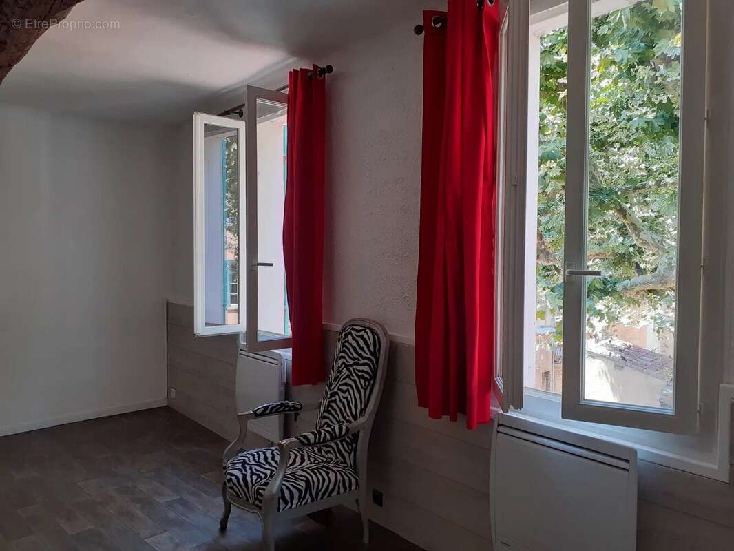 Appartement à LE LUC