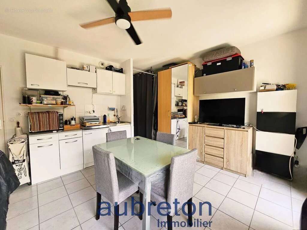 Appartement à DECINES-CHARPIEU