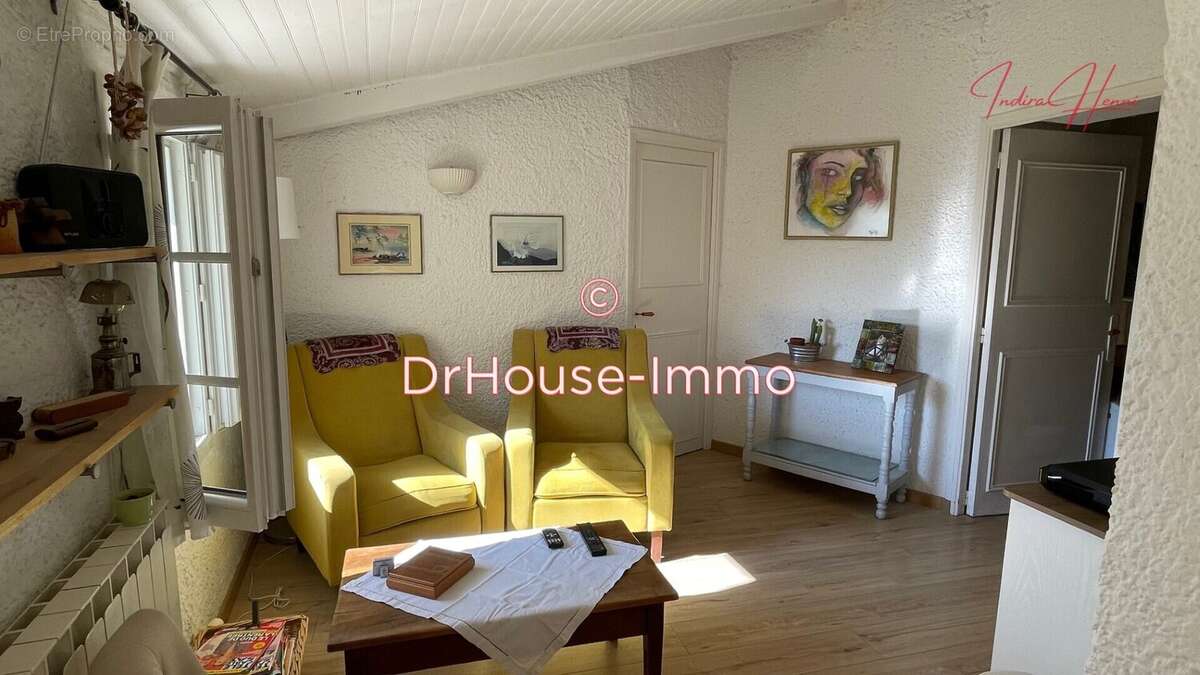 Maison à VEZENOBRES