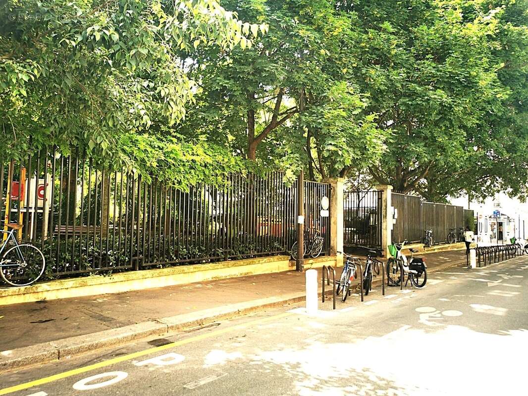 Appartement à PARIS-11E