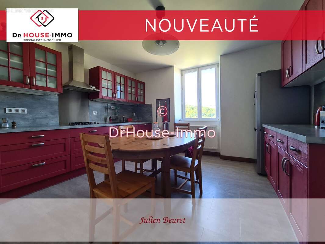 Maison à HUANNE-MONTMARTIN