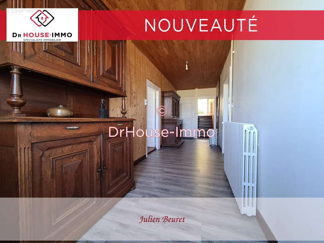 Maison à HUANNE-MONTMARTIN