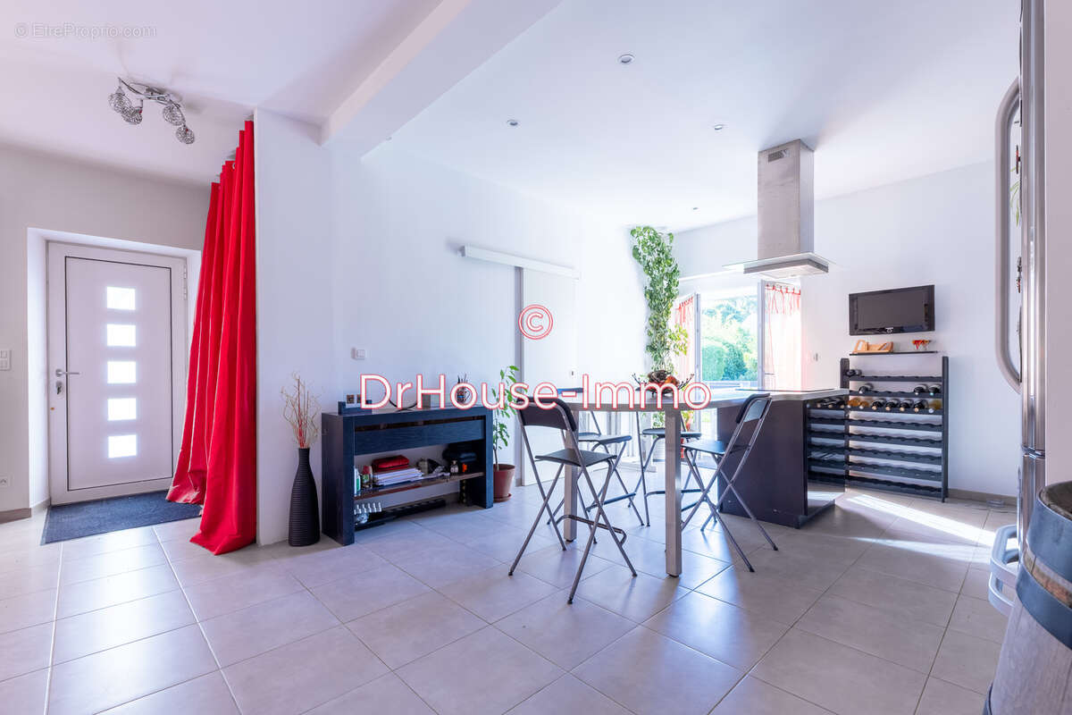 Maison à GARANCIERES