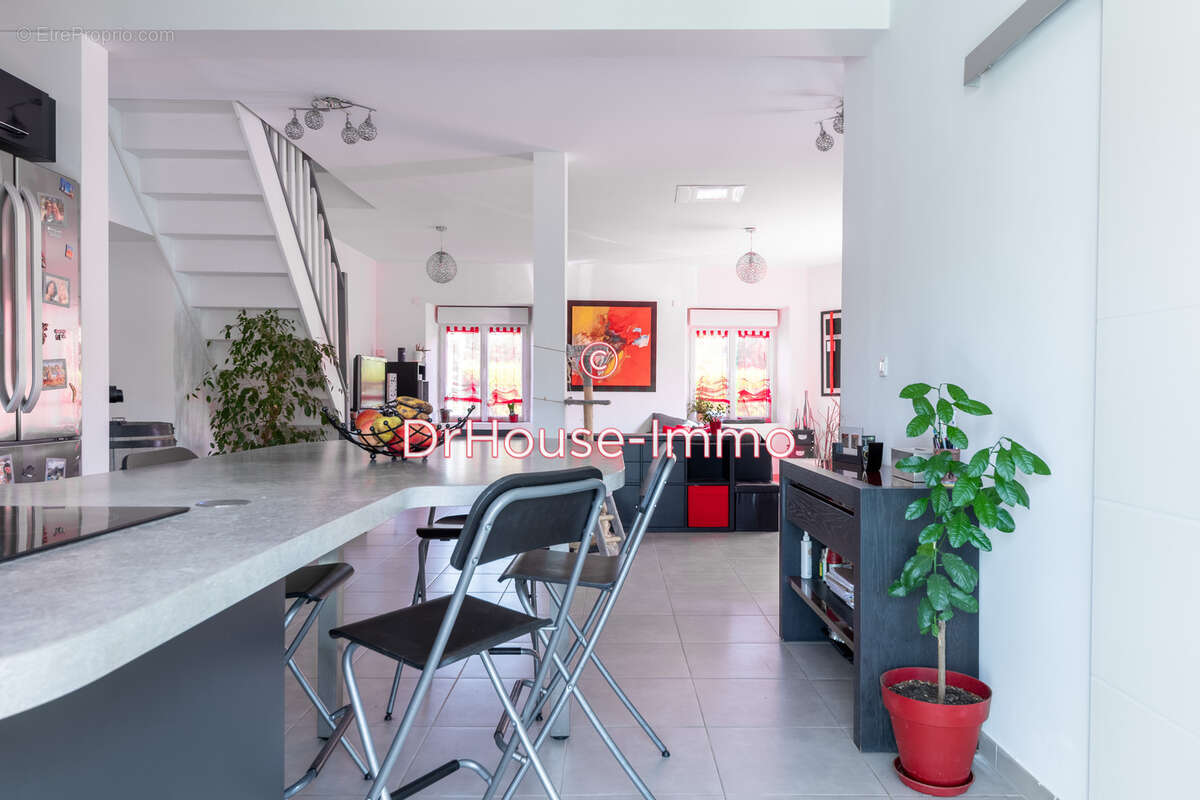 Maison à GARANCIERES