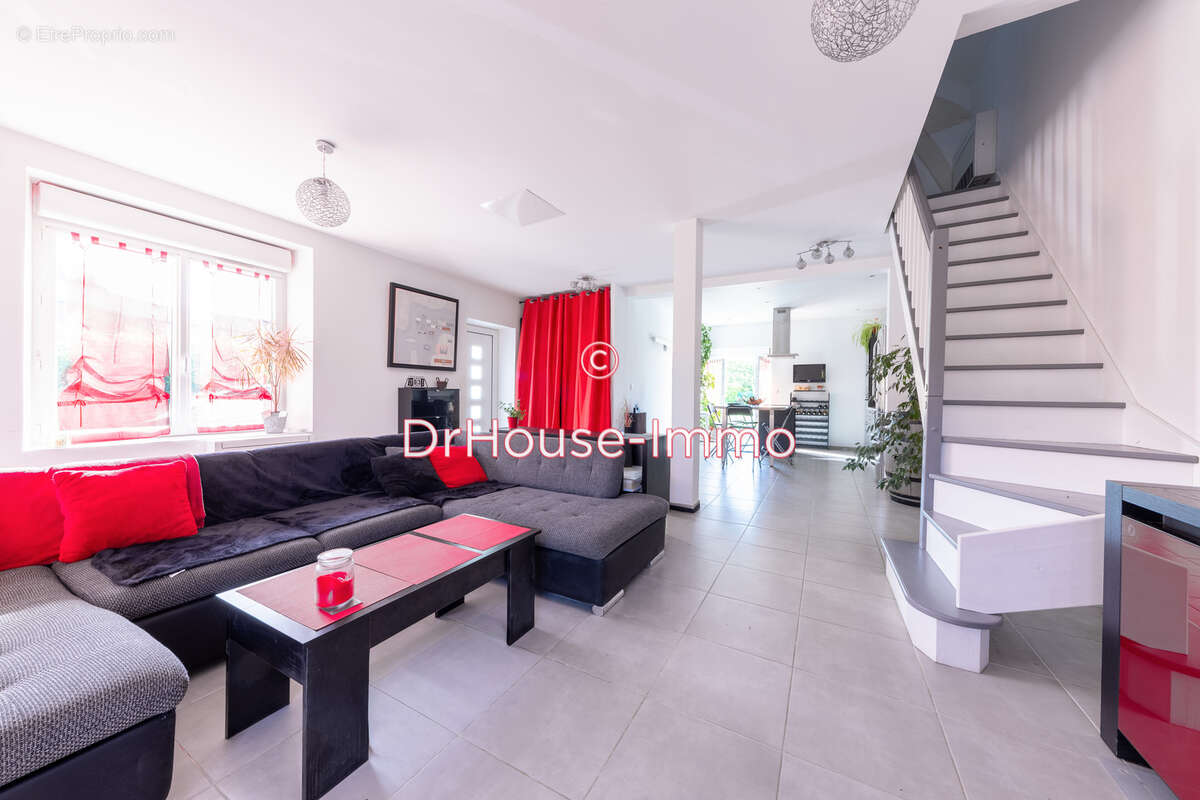 Maison à GARANCIERES