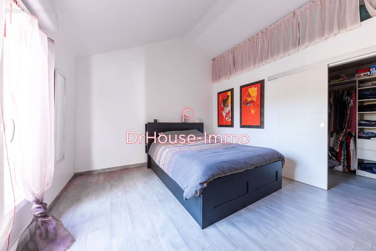 Maison à GARANCIERES