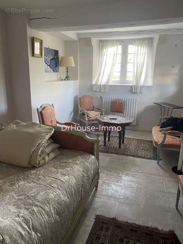 Appartement à AUMEVILLE-LESTRE