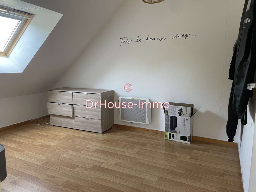 Maison à PONTVALLAIN