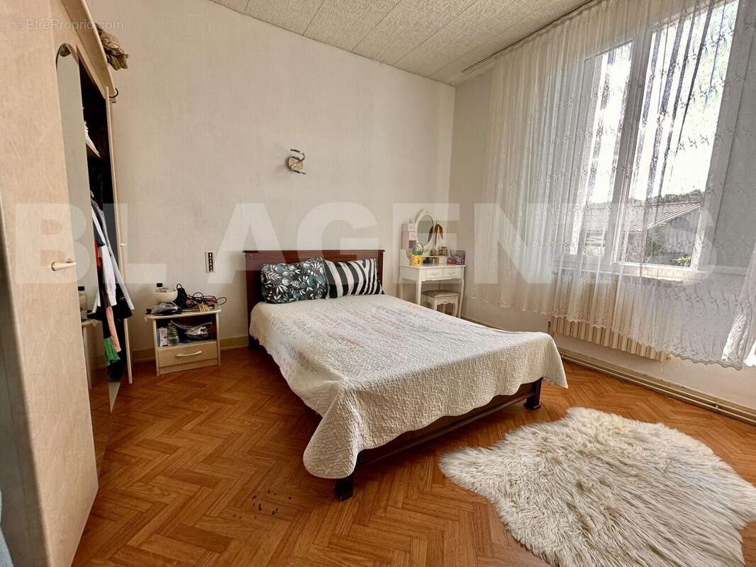 IMG_4399 - Maison à TERRASSON-LAVILLEDIEU