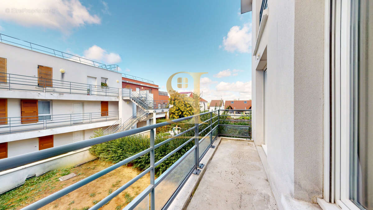 Appartement à VIGNEUX-SUR-SEINE