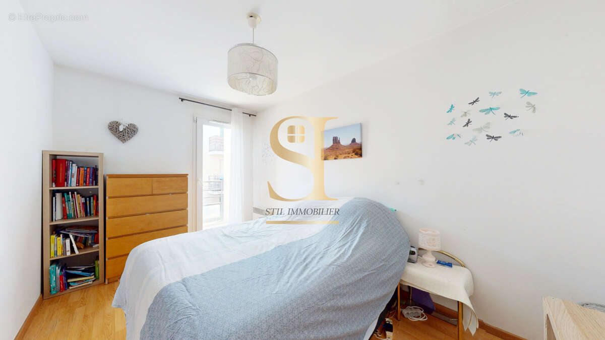 Appartement à VIGNEUX-SUR-SEINE