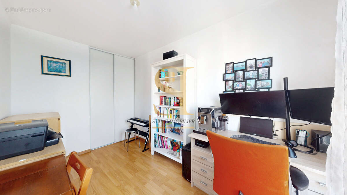 Appartement à VIGNEUX-SUR-SEINE