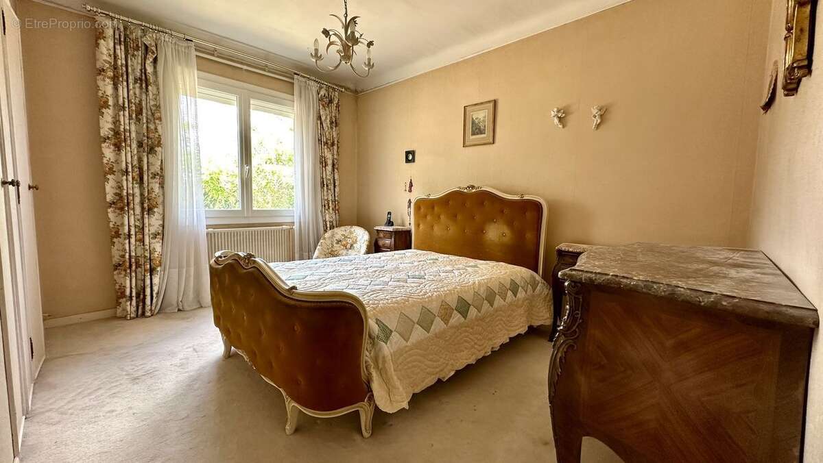 maison t5, calme , jardin , 4 chambres - Maison à LA PENNE-SUR-HUVEAUNE