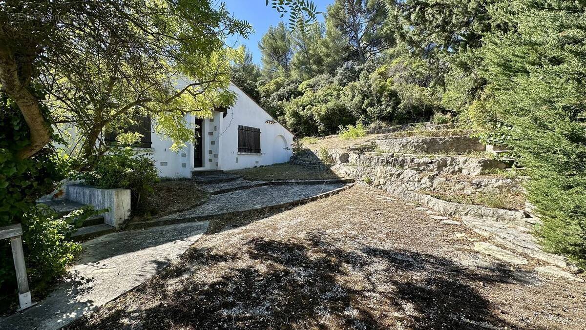 maison t5, calme , jardin , 4 chambres - Maison à LA PENNE-SUR-HUVEAUNE