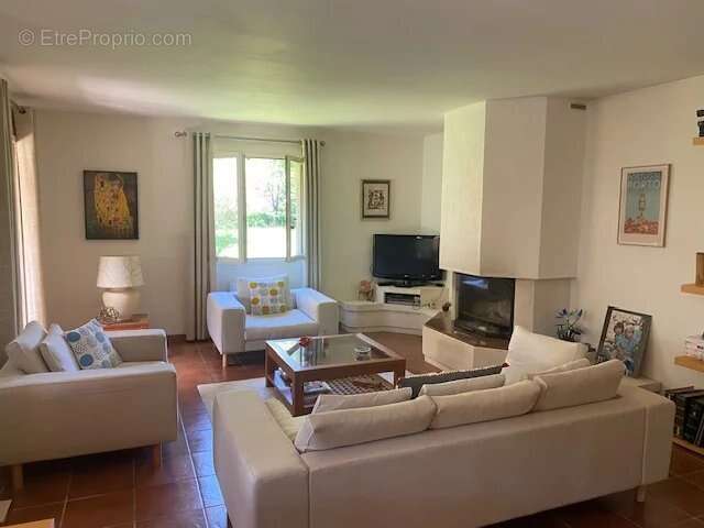 Maison à LAGARDELLE-SUR-LEZE