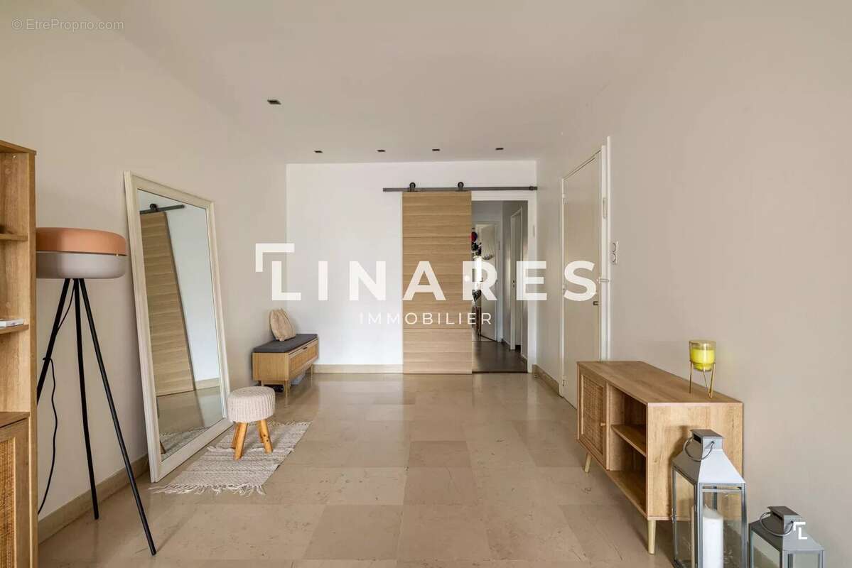 Appartement à MARSEILLE-8E